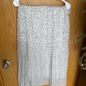 Max Studio White and Black Patterned A-Line Skirt